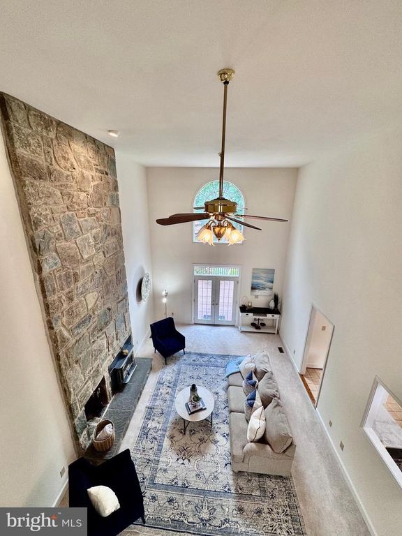 Image 15 of property listing at 18117 HAYLOFT DR, Derwood, MD 20855