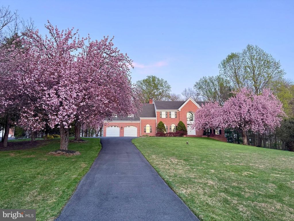 Image 52 of property listing at 18117 HAYLOFT DR, Derwood, MD 20855
