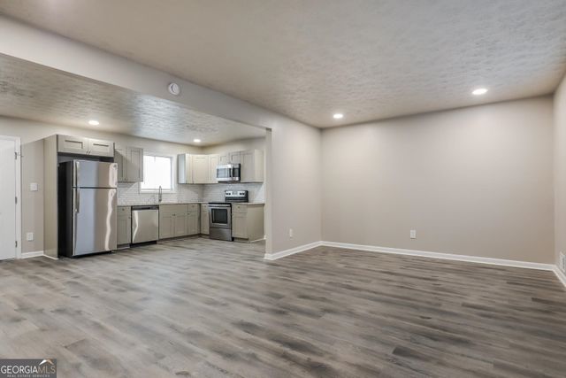 8030 Kendrick Road, Jonesboro, GA 30238