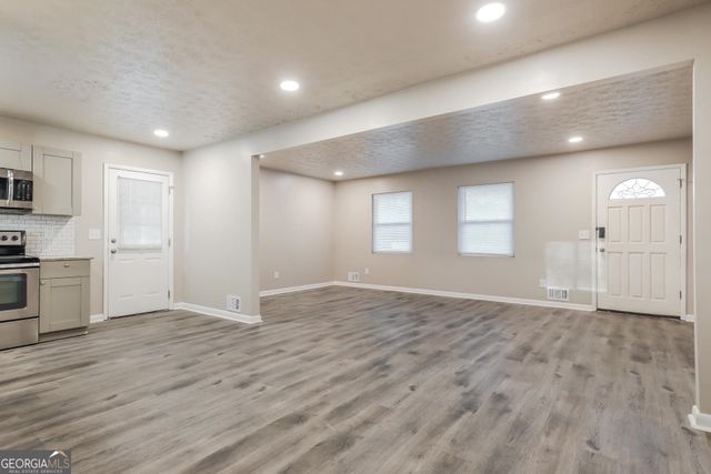 8030 Kendrick Road, Jonesboro, GA 30238