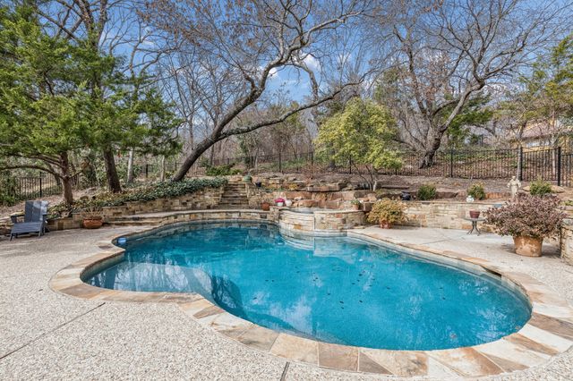 530 Lost Creek Trail, Fairview, TX 75069