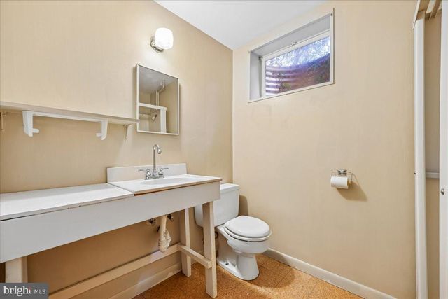 627 CROCUS DR, Rockville, MD 20850