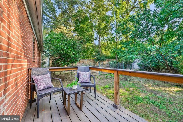 627 CROCUS DR, Rockville, MD 20850