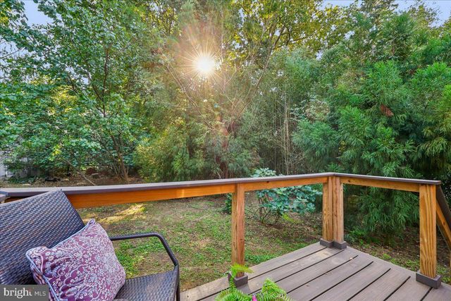 627 CROCUS DR, Rockville, MD 20850