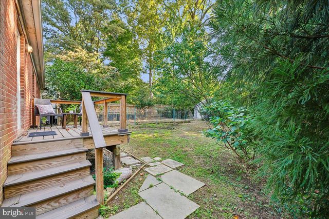 627 CROCUS DR, Rockville, MD 20850