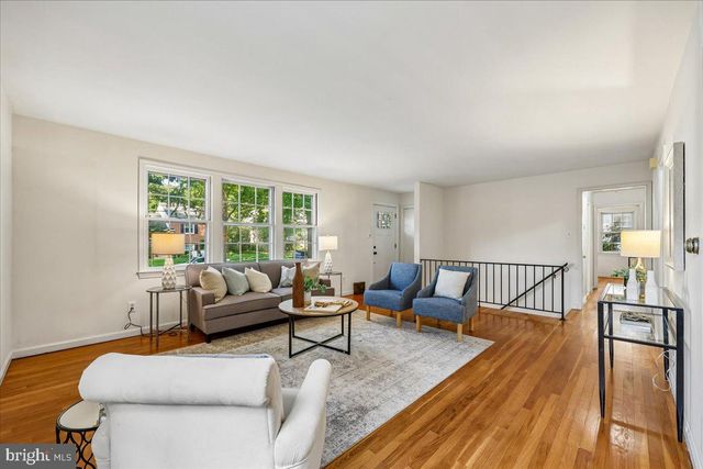 627 CROCUS DR, Rockville, MD 20850