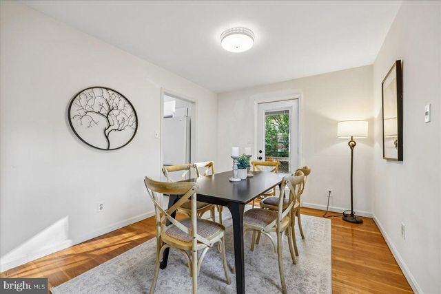 627 CROCUS DR, Rockville, MD 20850