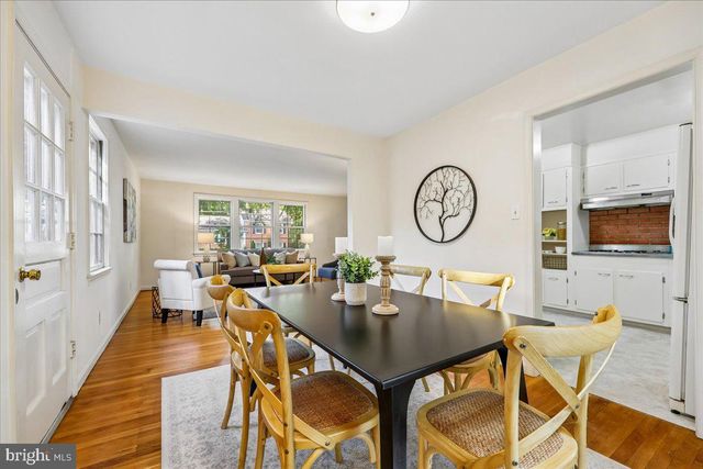 627 CROCUS DR, Rockville, MD 20850