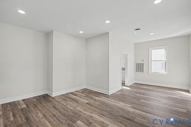 311 N 5th Ave, Hopewell, VA 23860