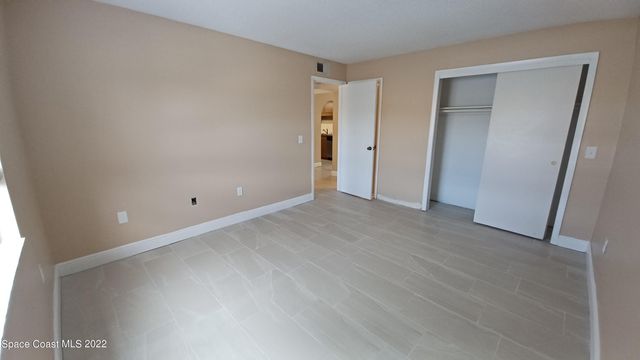 196 San Juan Circle, Melbourne, FL 32935