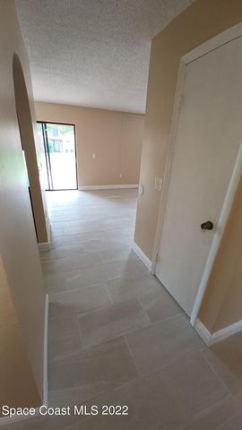 196 San Juan Circle, Melbourne, FL 32935
