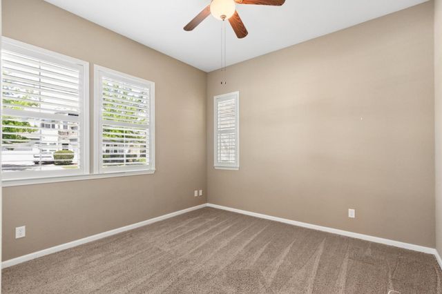 1933 Bunting Ln, Lincoln, CA 95648