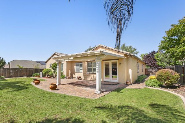 1933 Bunting Ln, Lincoln, CA 95648
