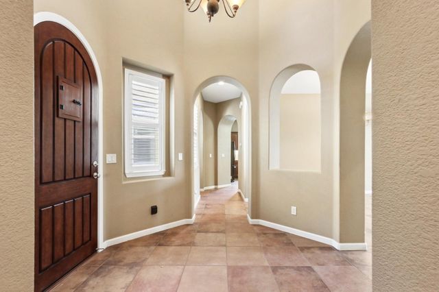 1933 Bunting Ln, Lincoln, CA 95648