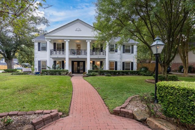 8003 Twining Oaks Lane, Spring, TX 77379