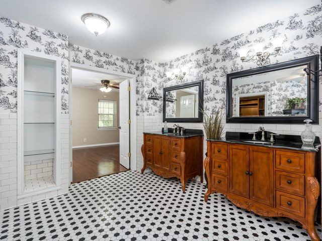 8003 Twining Oaks Lane, Spring, TX 77379