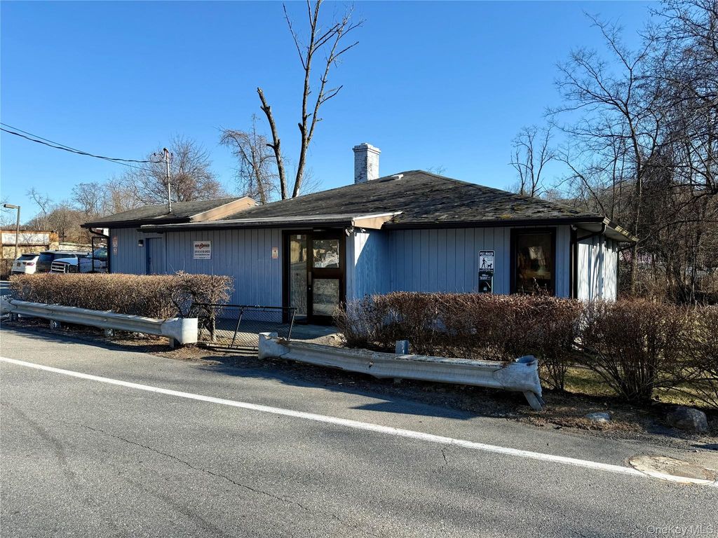 1 Dogwood Road, Cortlandt Manor, NY 10567 — exterior