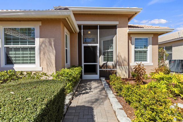 508 NW Waverly Circle, Port St. Lucie, Port St Lucie, FL 34983