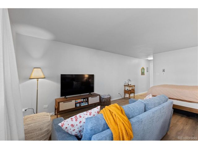 1350 Josephine St 203, Denver, CO 80206