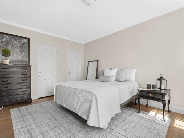 46 Browne St 5, Brookline, MA 02446