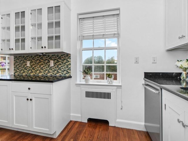 46 Browne St 5, Brookline, MA 02446