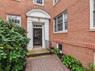 46 Browne St 5, Brookline, MA 02446