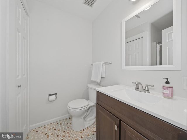 49 ROCKFORD RD, Wilmington, DE 19806