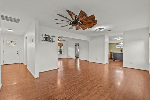 14621 Cedar Street, Santa Fe, TX 77517