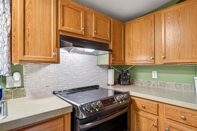 16820 SE 165TH AVENUE, Weirsdale, FL 32195