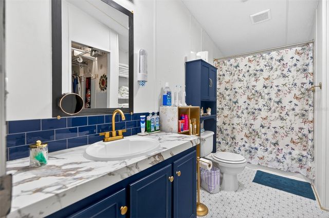 16820 SE 165TH AVENUE, Weirsdale, FL 32195