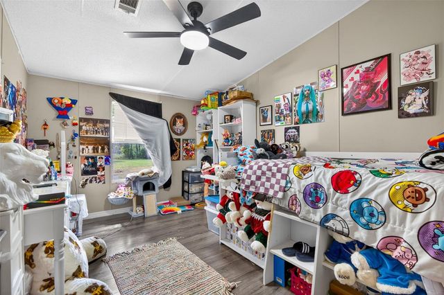 16820 SE 165TH AVENUE, Weirsdale, FL 32195