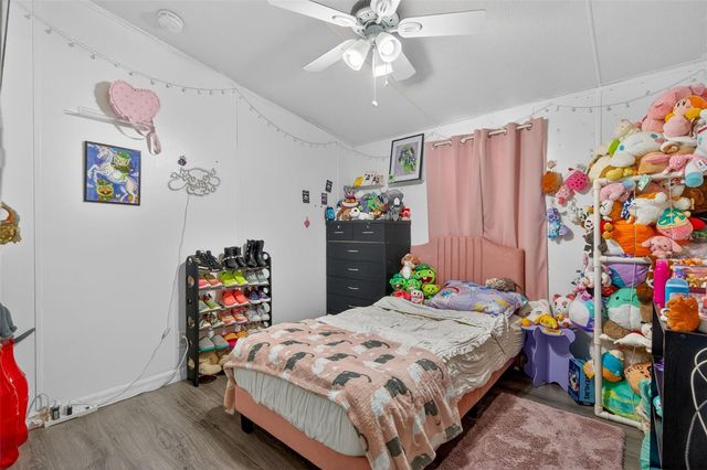 16820 SE 165TH AVENUE, Weirsdale, FL 32195