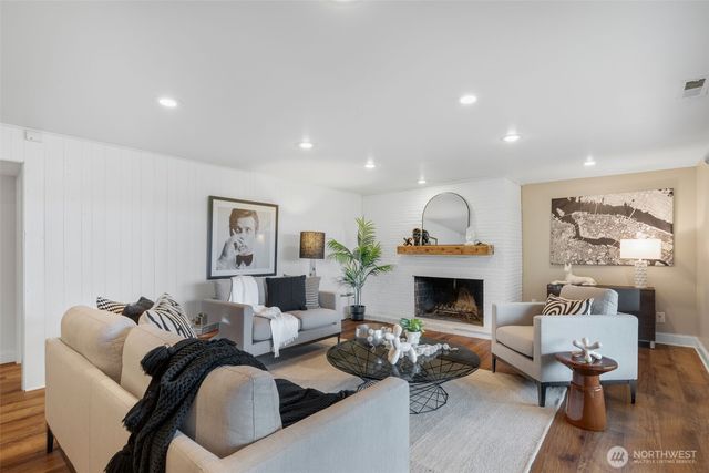 3511 S Thistle Street, Seattle, WA 98118