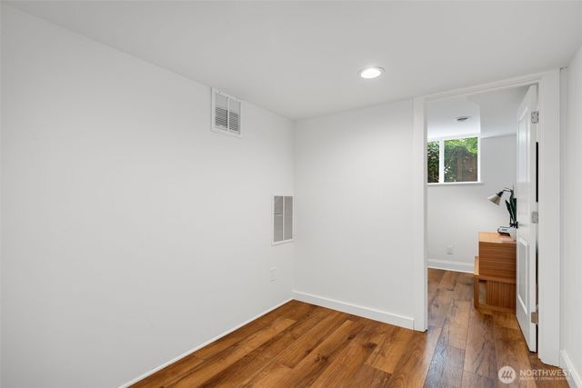 3511 S Thistle Street, Seattle, WA 98118