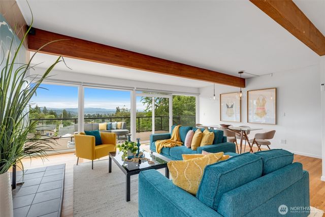 3511 S Thistle Street, Seattle, WA 98118