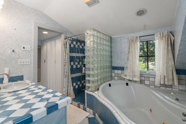 120 Summer St, Weston, MA 02493