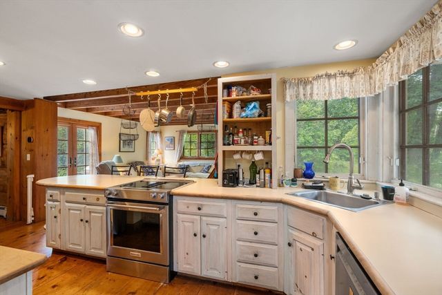 120 Summer St, Weston, MA 02493