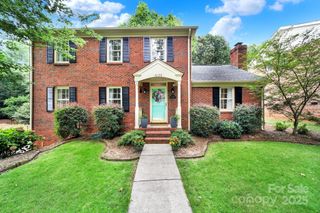 6106 Hickory Forest Drive, Charlotte, NC 28277