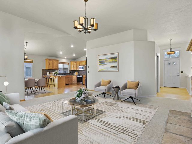 4540 E North Glenngrae Ln, Spokane, WA 99223