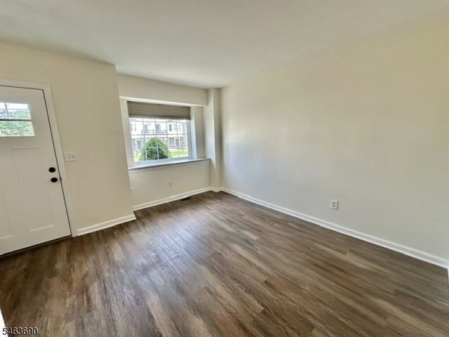 80 Main St, East Brunswick Twp., NJ 08816