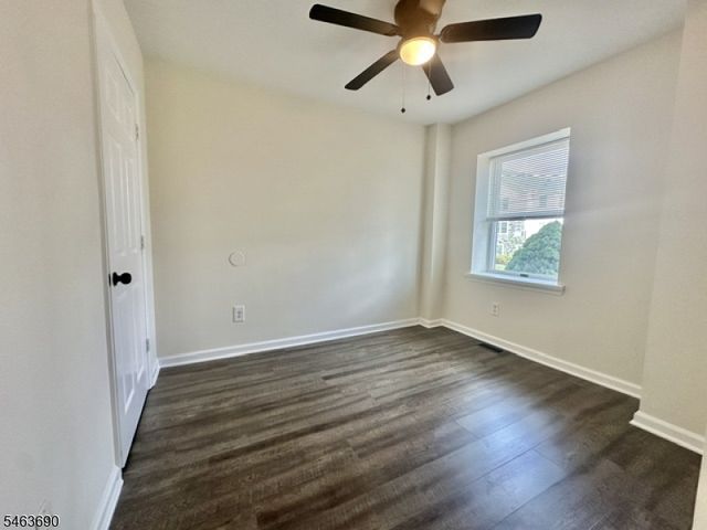 80 Main St, East Brunswick Twp., NJ 08816