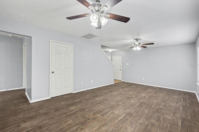 7202 Cool Springs Court, Magnolia, TX 77354