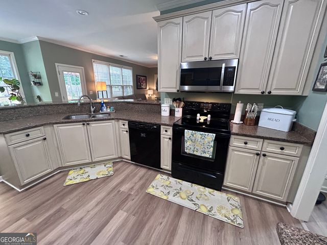 7 Briar Grove, Newnan, GA 30265