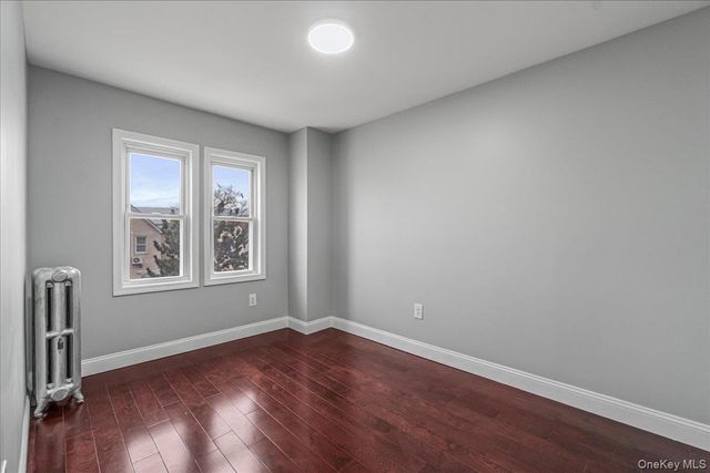 8925 201st Street, Hollis, NY 11423