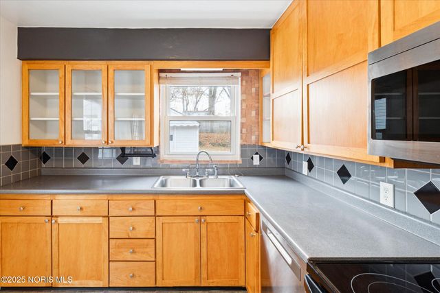 2645 Westbrook Drive, Toledo, OH 43613