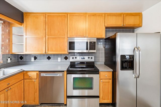 2645 Westbrook Drive, Toledo, OH 43613