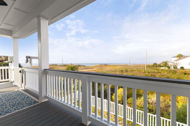 22520 Bay Point Drive, Galveston, TX 77554