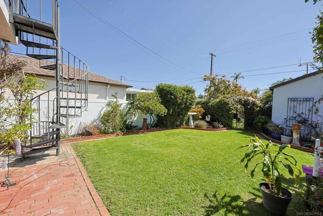 237 E Avenue, Coronado, CA 92118