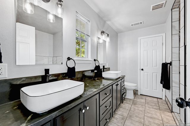 3824 McCall Creek, Blanco, TX 78606