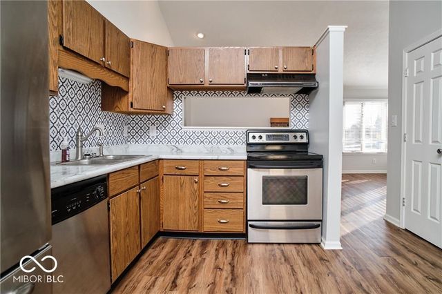 802 Westridge North Drive, Noblesville, IN 46062